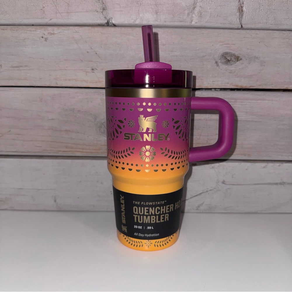 Stanley Dia de Los Muertos Sunrise Catrina 20oz Tumbler NWT